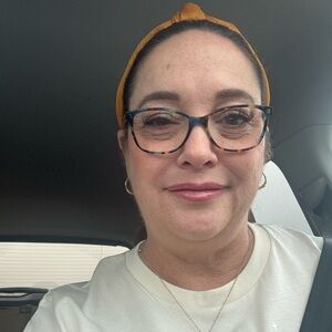 Meet your Posher, Robin